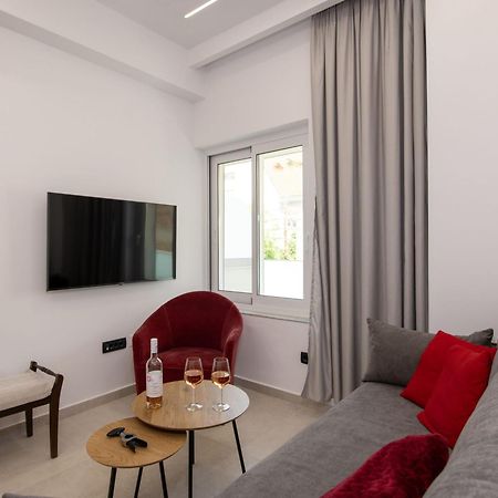 Cherry Central Luxury Suites La Canea Esterno foto