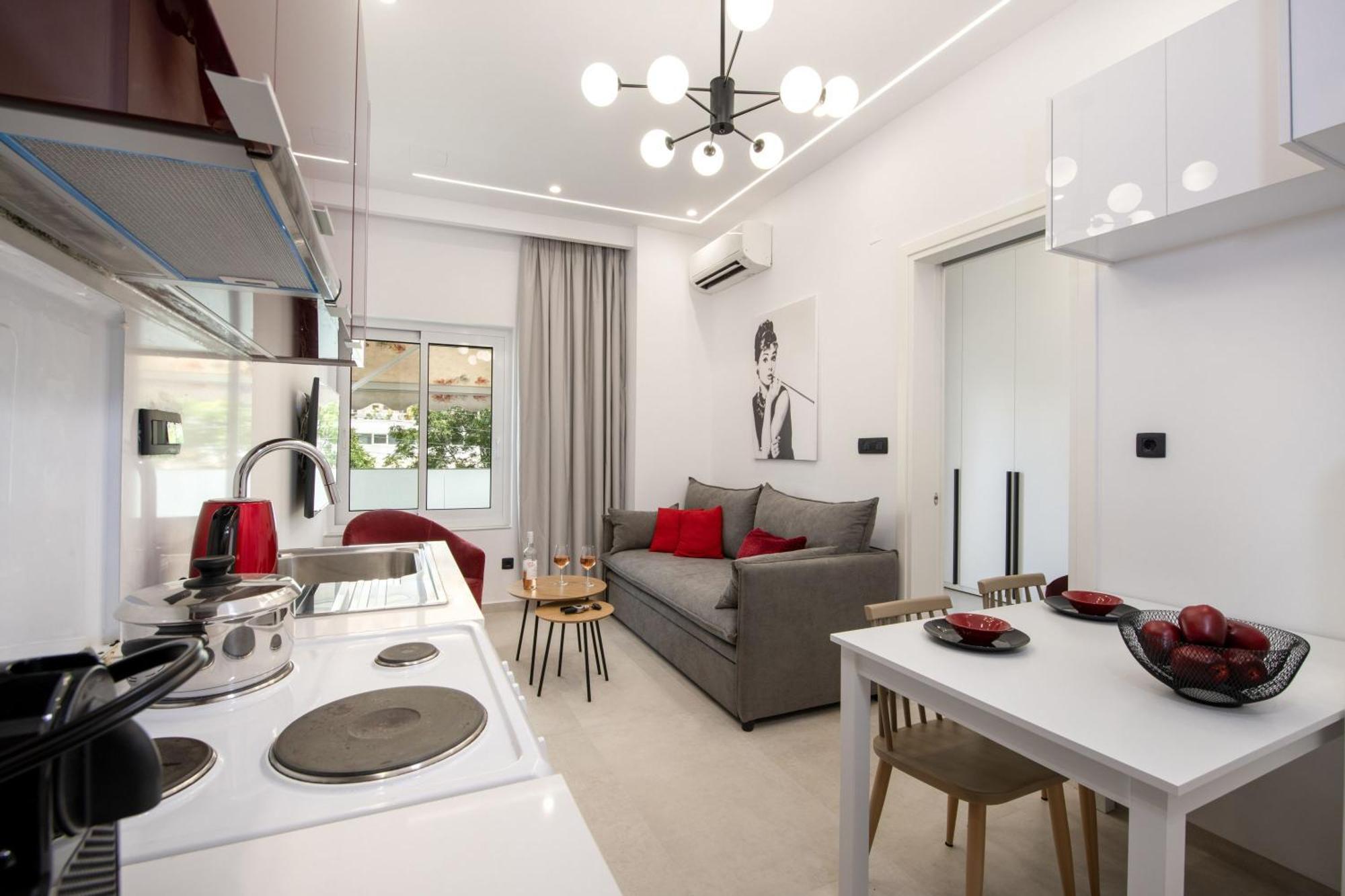 Cherry Central Luxury Suites La Canea Esterno foto