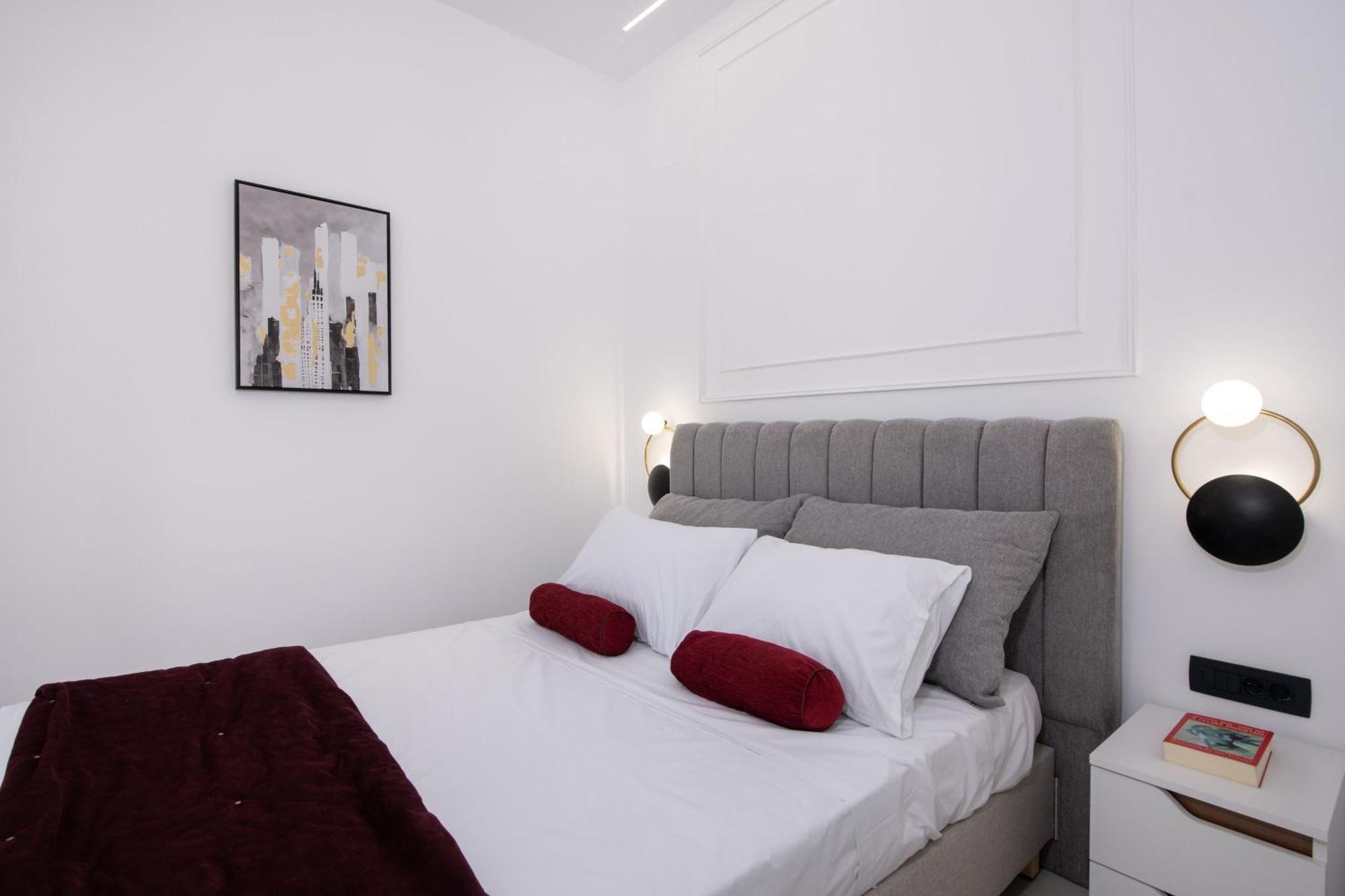 Cherry Central Luxury Suites La Canea Esterno foto