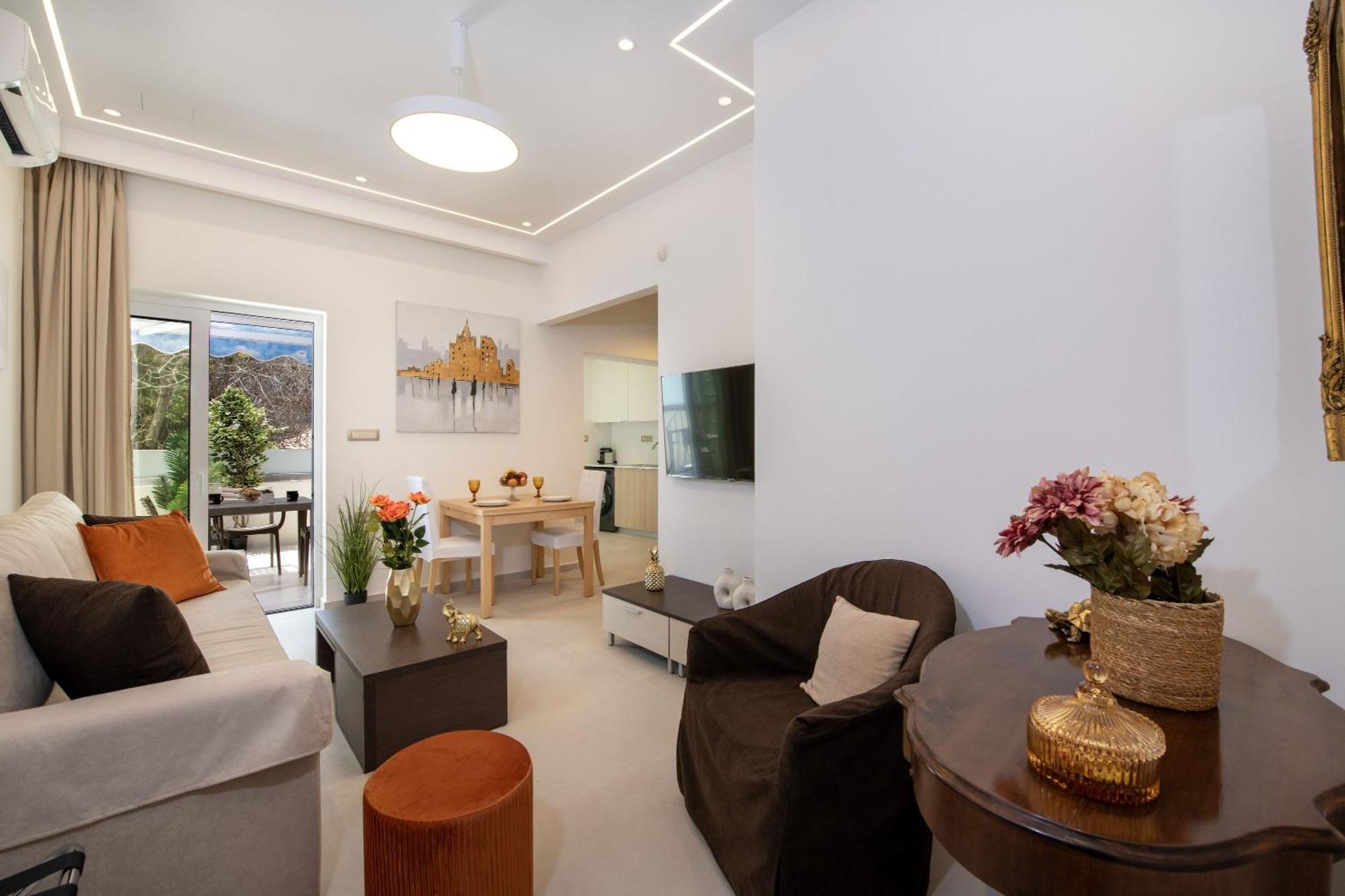 Cherry Central Luxury Suites La Canea Esterno foto