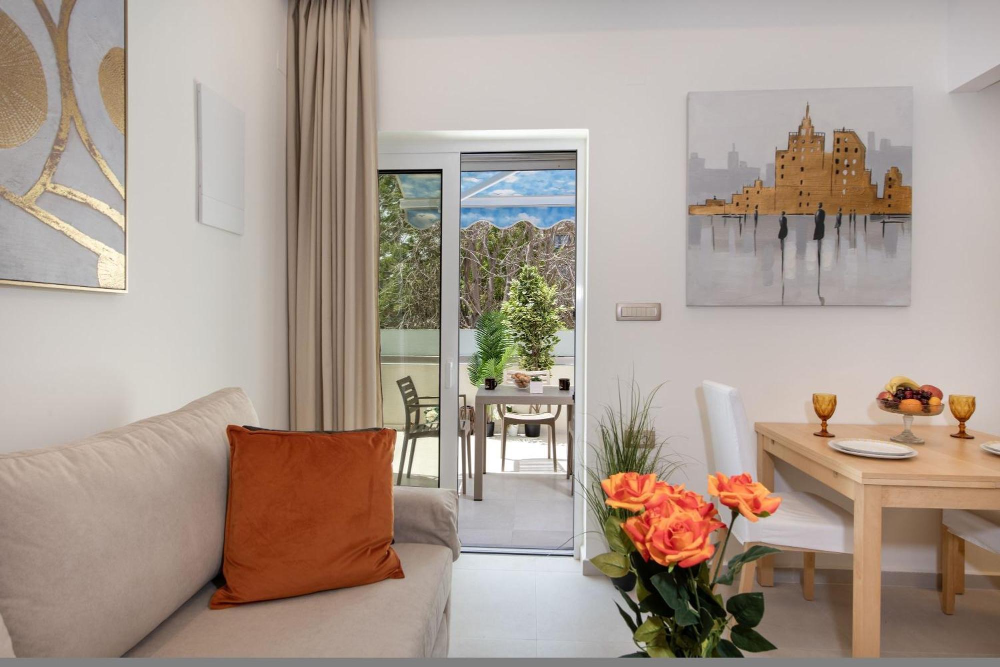 Cherry Central Luxury Suites La Canea Esterno foto