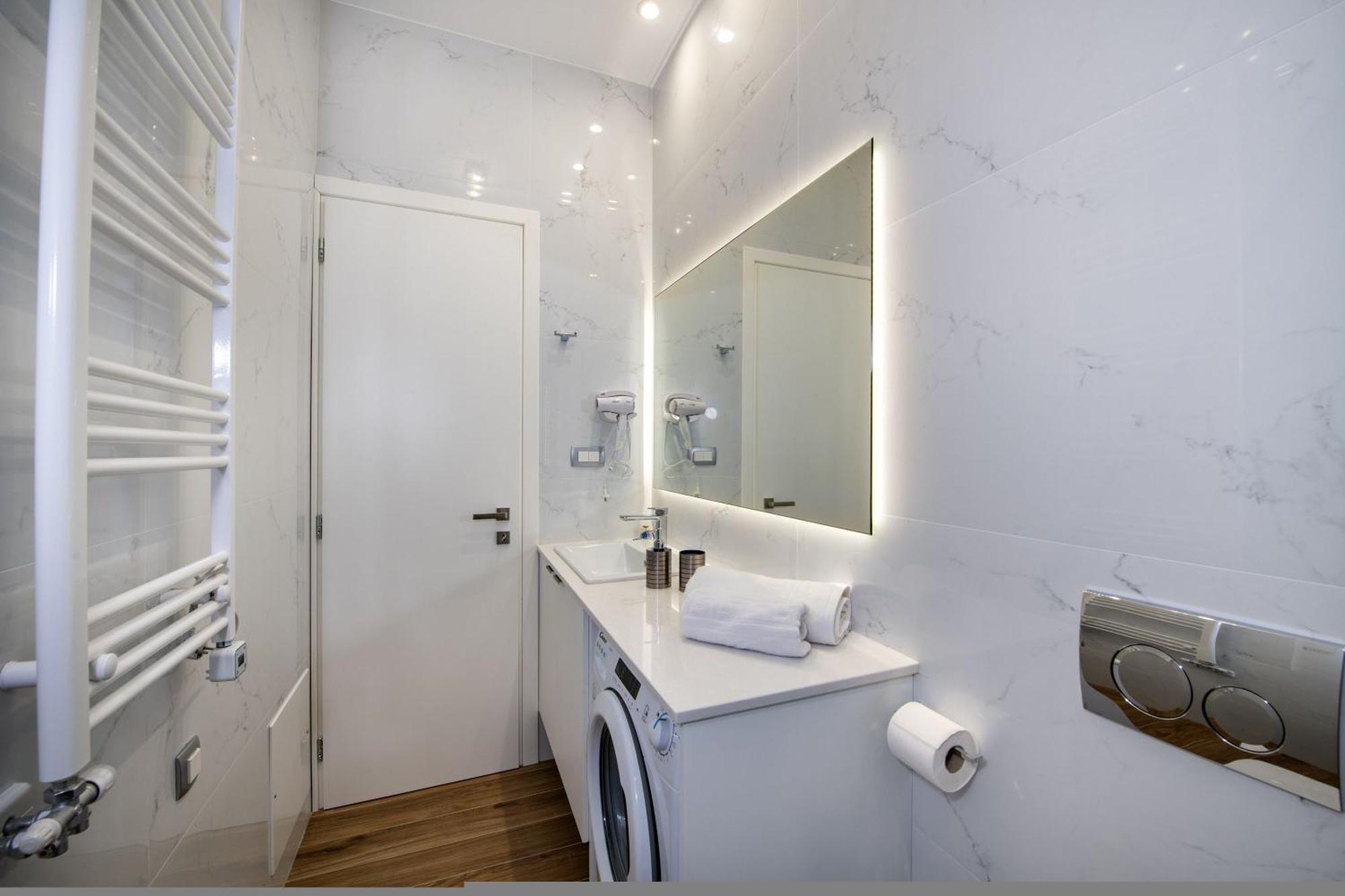 Cherry Central Luxury Suites La Canea Esterno foto