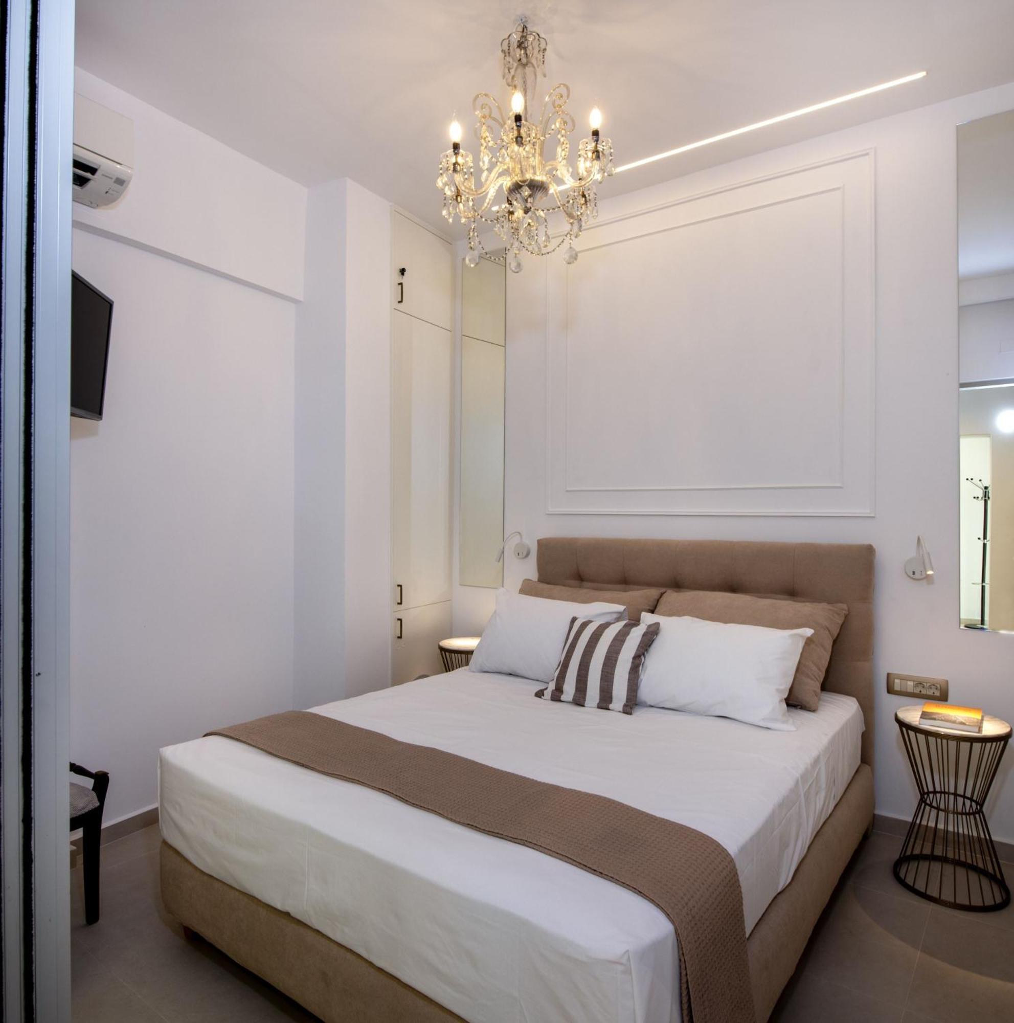 Cherry Central Luxury Suites La Canea Esterno foto